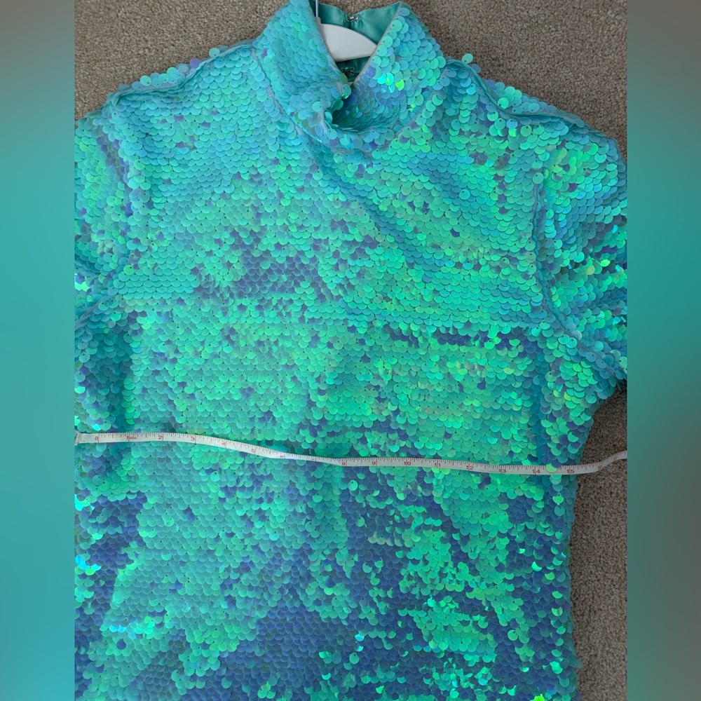 Milly Iridescent Sequin Top in Aqua - Picture 6 of 7